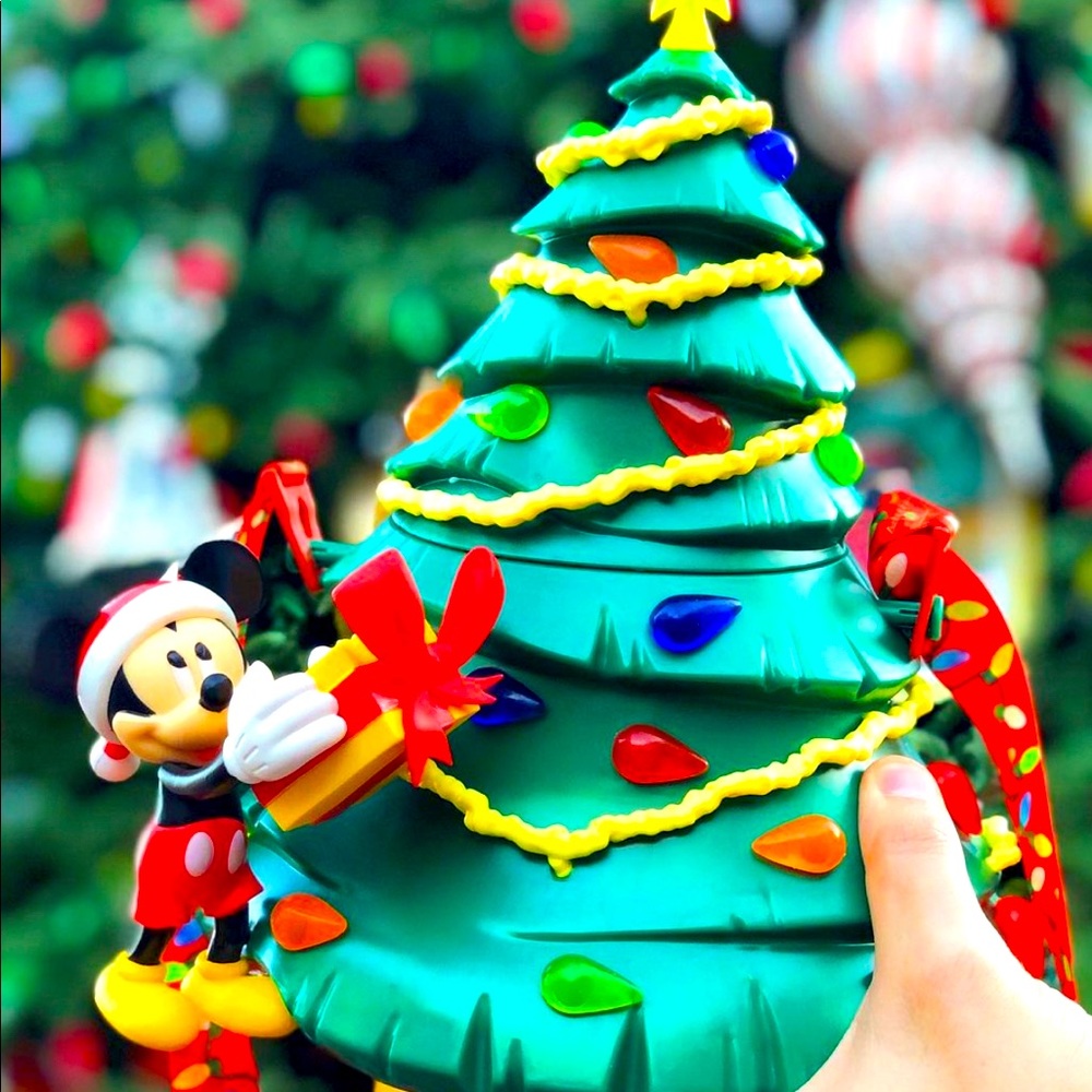 NEW 2020 DISNEY CHRISTMAS POPCORN BUCKET